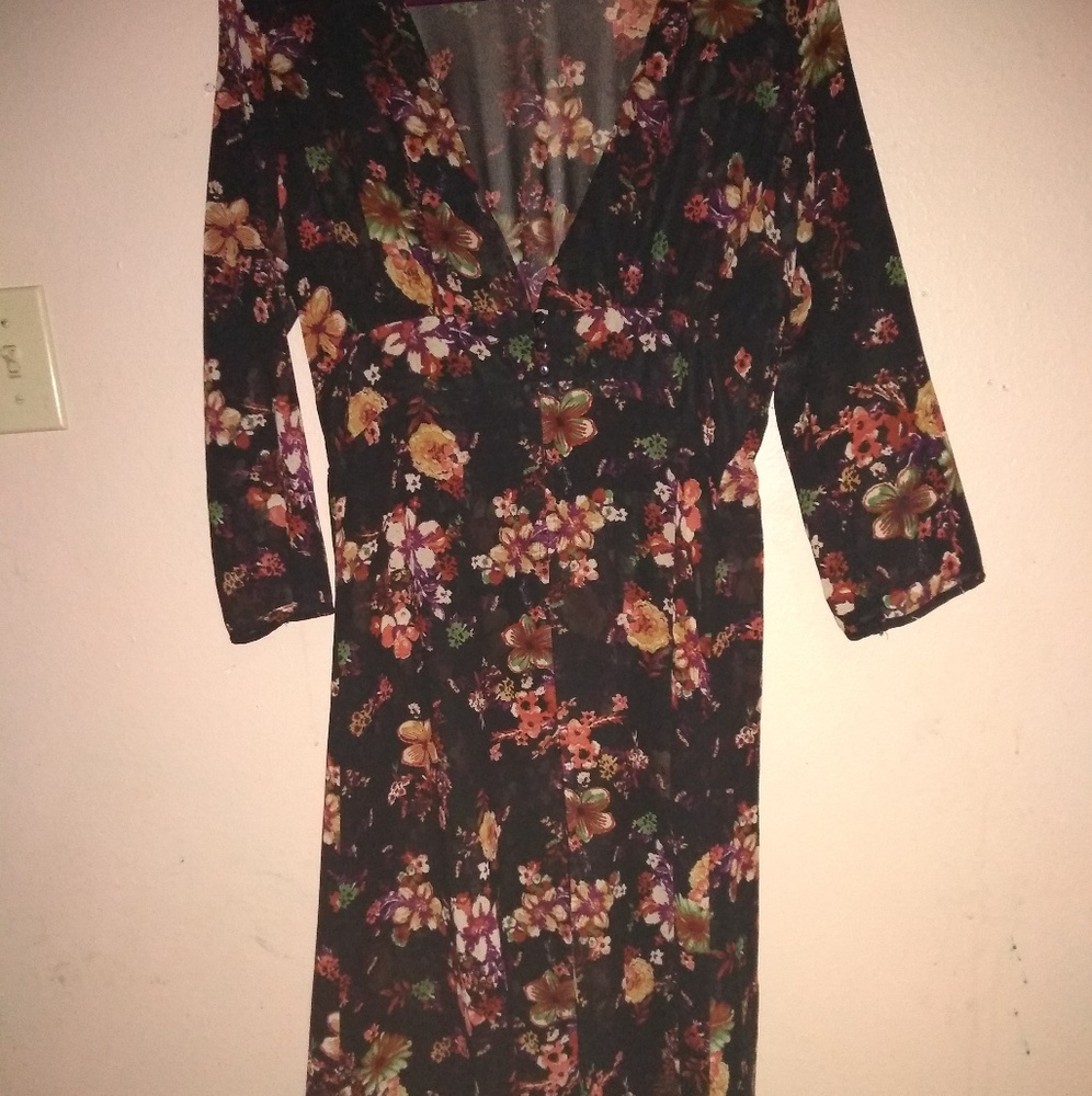 Long ooen sheer cardi